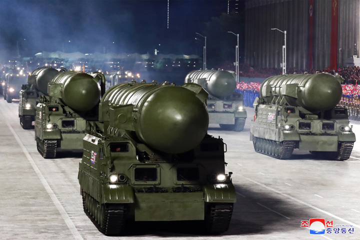 28-조선로동당창건 75돐경축 열병식